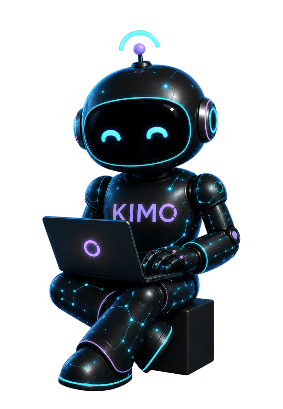 Kimo sitzt mit Laptop und freut sich auf dich